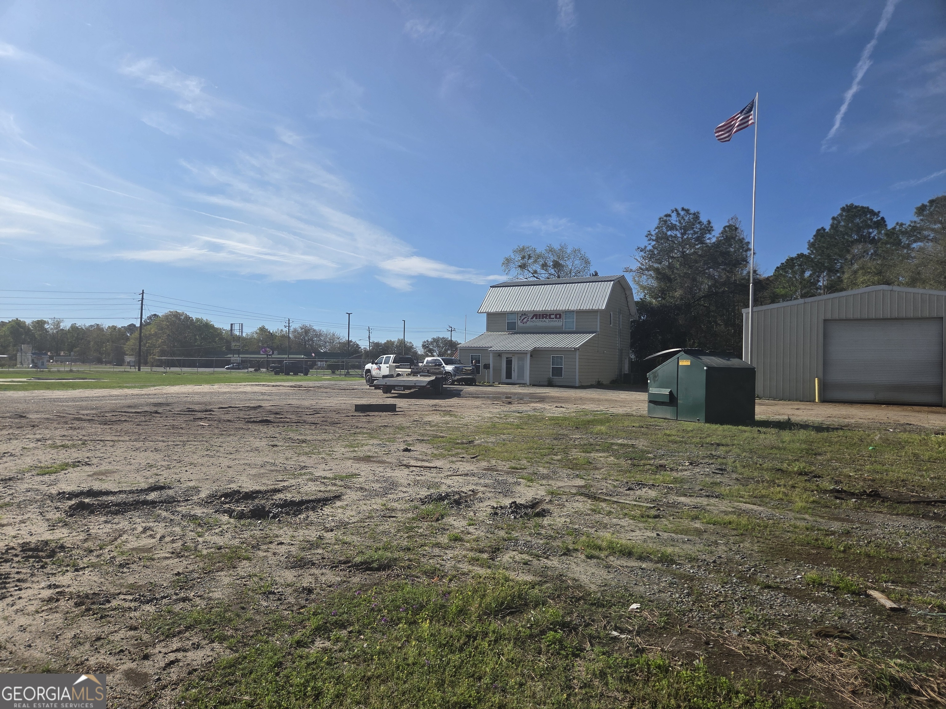 1563 W Cherry Street Jesup GA 31546