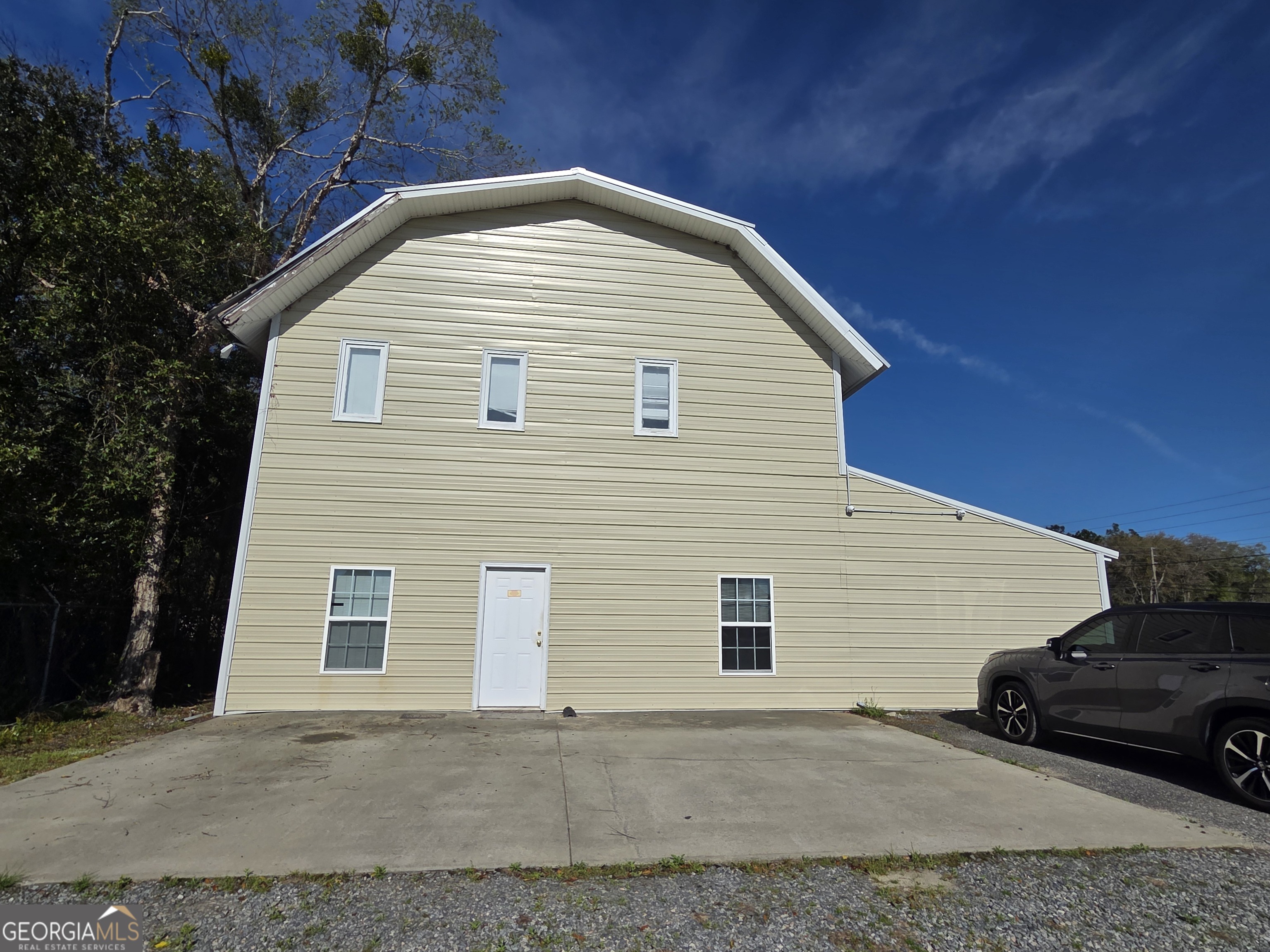 1563 W Cherry Street Jesup GA 31546