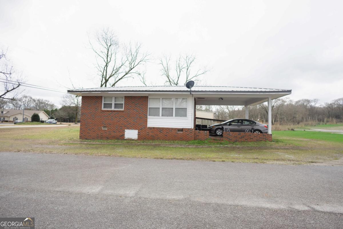 226 Dovetown Road Royston GA 30662