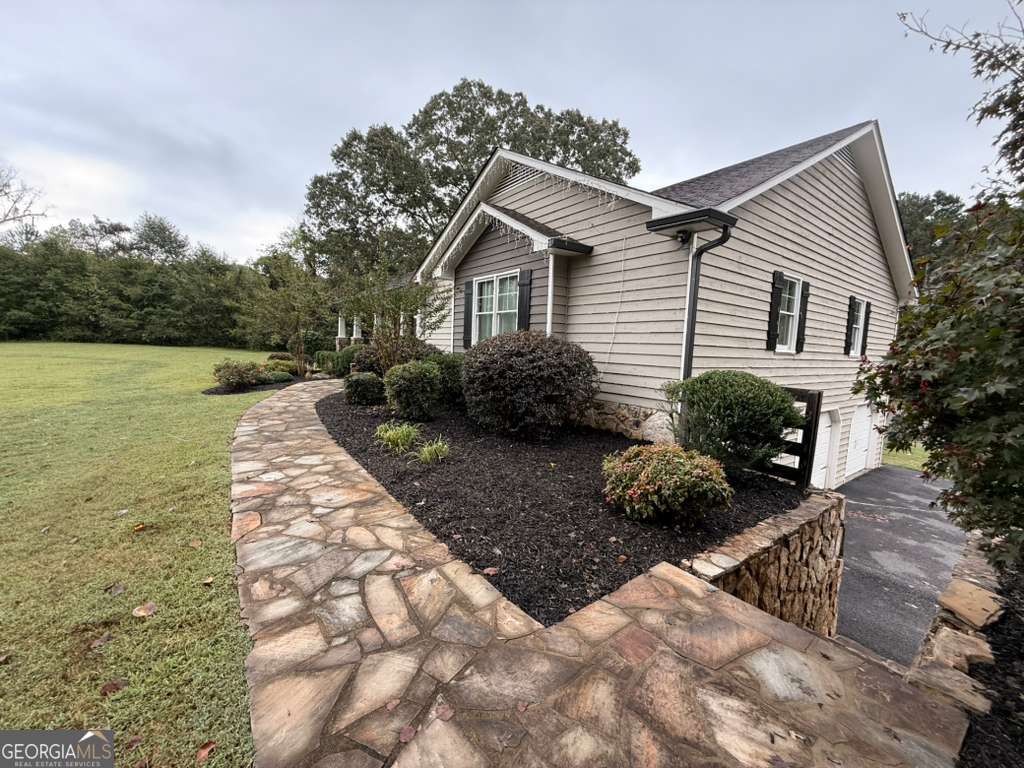 1463 Kellogg Creek Road Acworth GA 30102