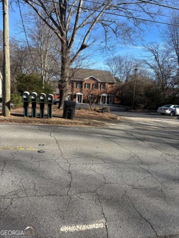 935 Forrest Street Roswell GA 30075