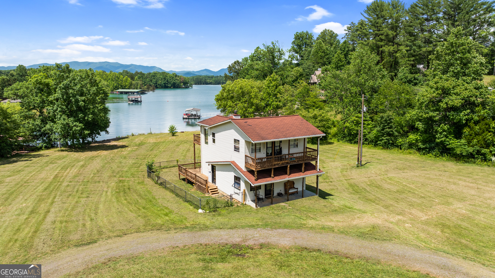1586 Us Highway 76 Hiawassee GA 30546