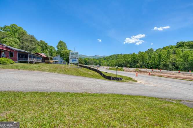 23 & 60 Greenbriar Blairsville GA 30512