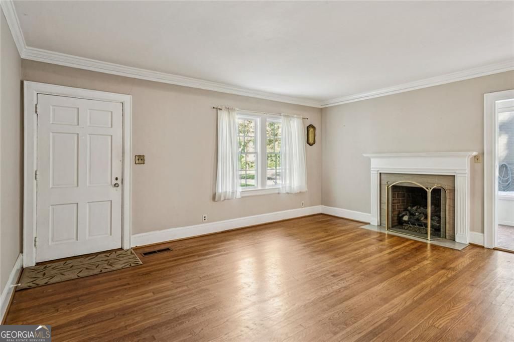 2953 Hardman Court NE Atlanta GA 30305