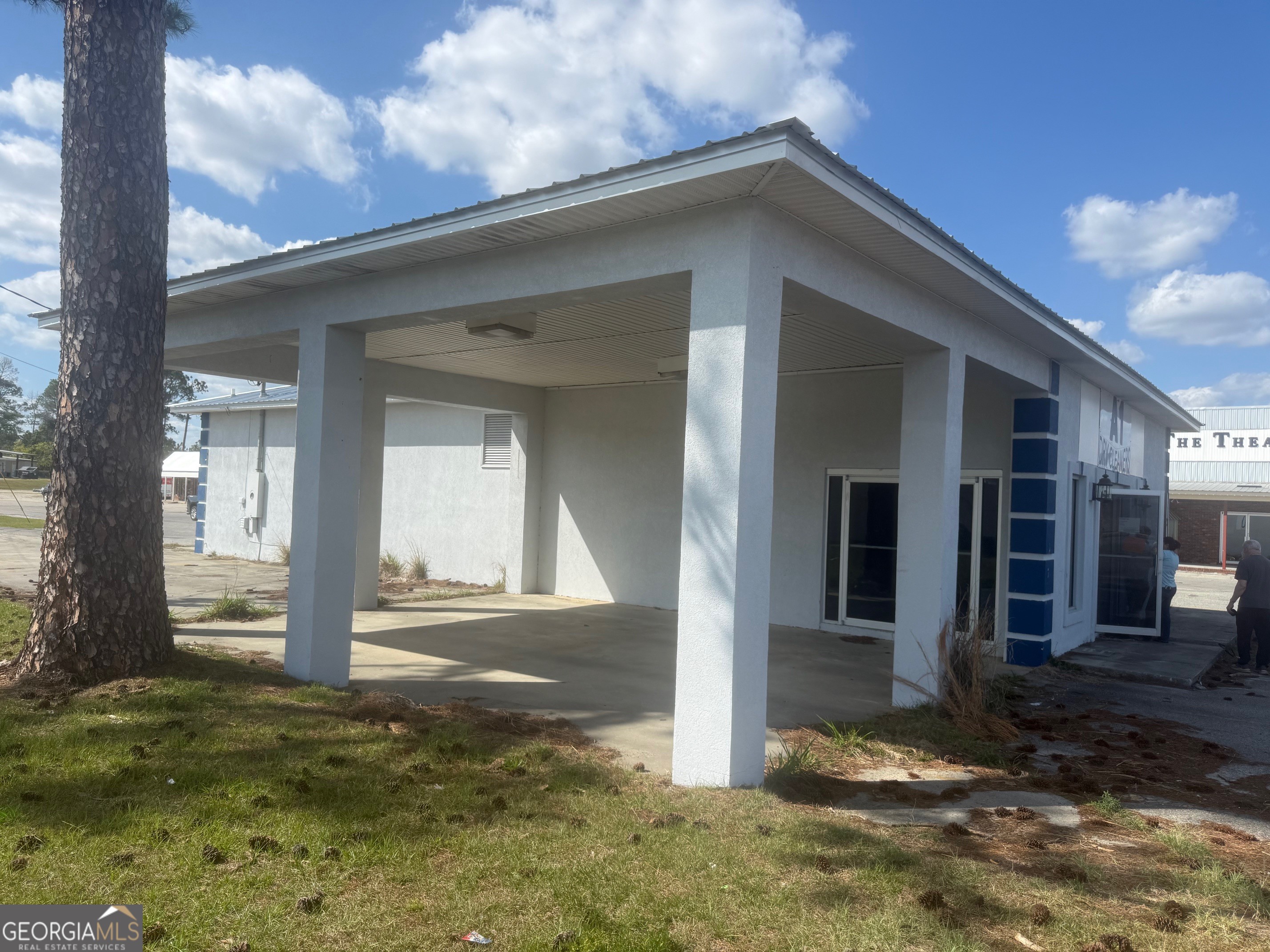 100 S Williams Street Hazlehurst GA 31539