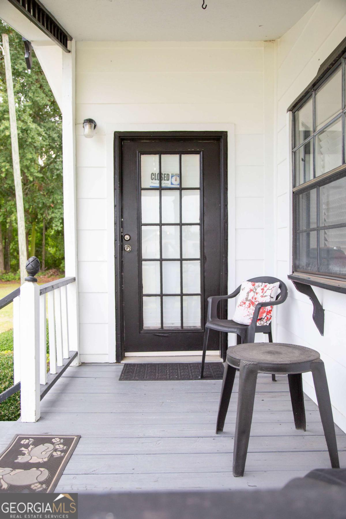 93 Bell Baxley GA 31513