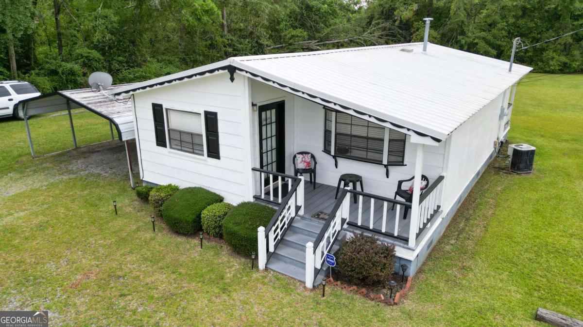 93 Bell Baxley GA 31513