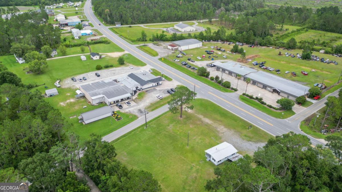 93 Bell Baxley GA 31513