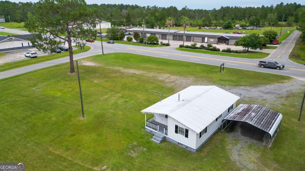 93 Bell Baxley GA 31513
