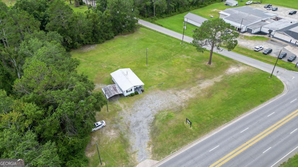 93 Bell Baxley GA 31513