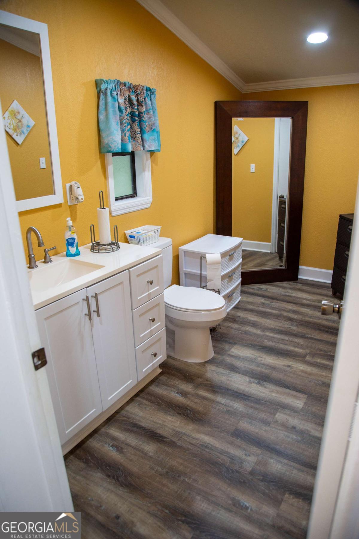 93 Bell Baxley GA 31513