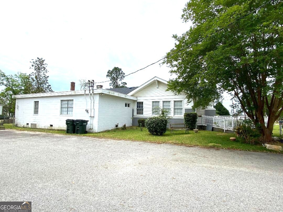 425 W Church Street Swainsboro GA 30401