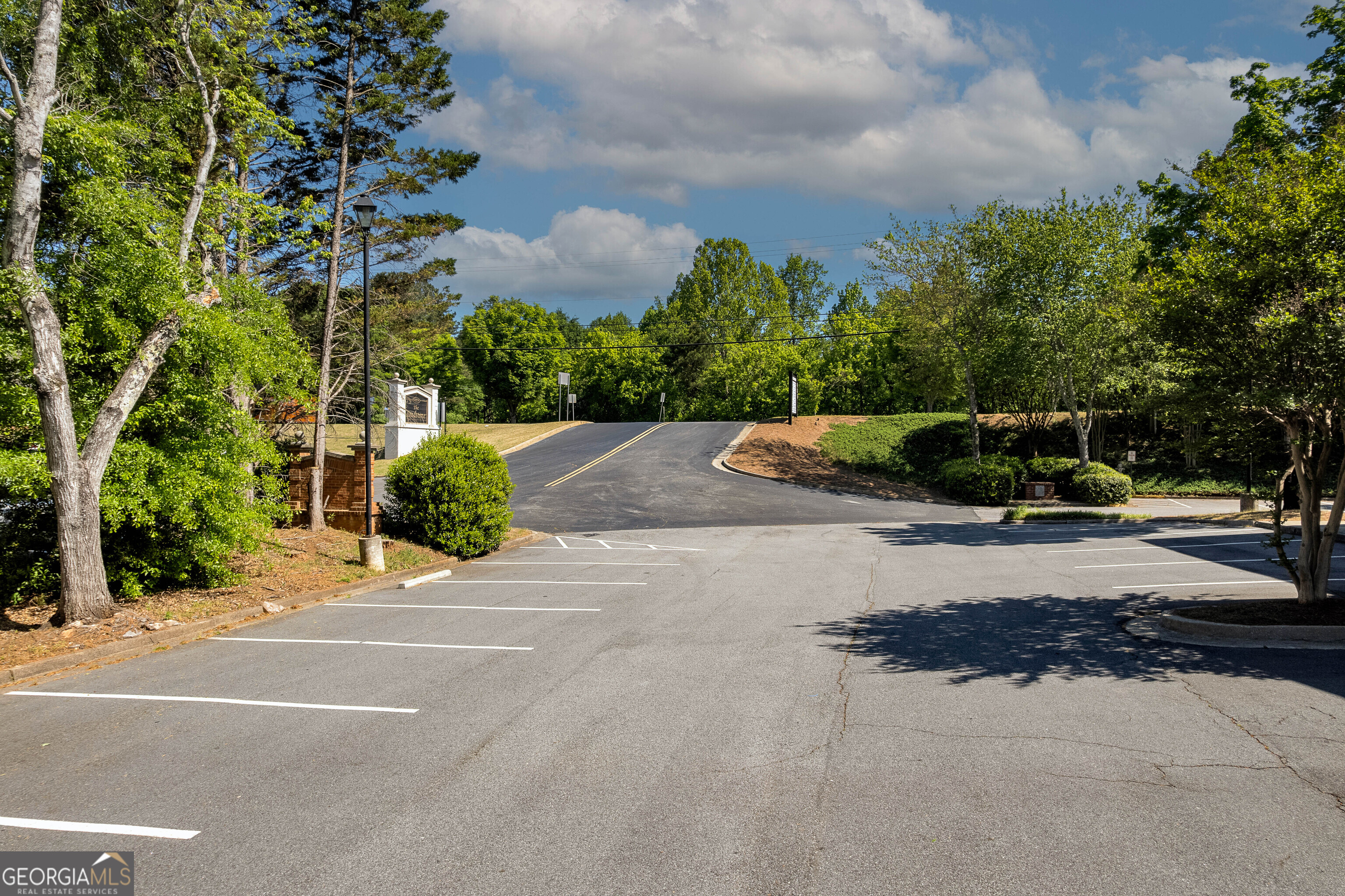 425 E Crossville Road Roswell GA 30075