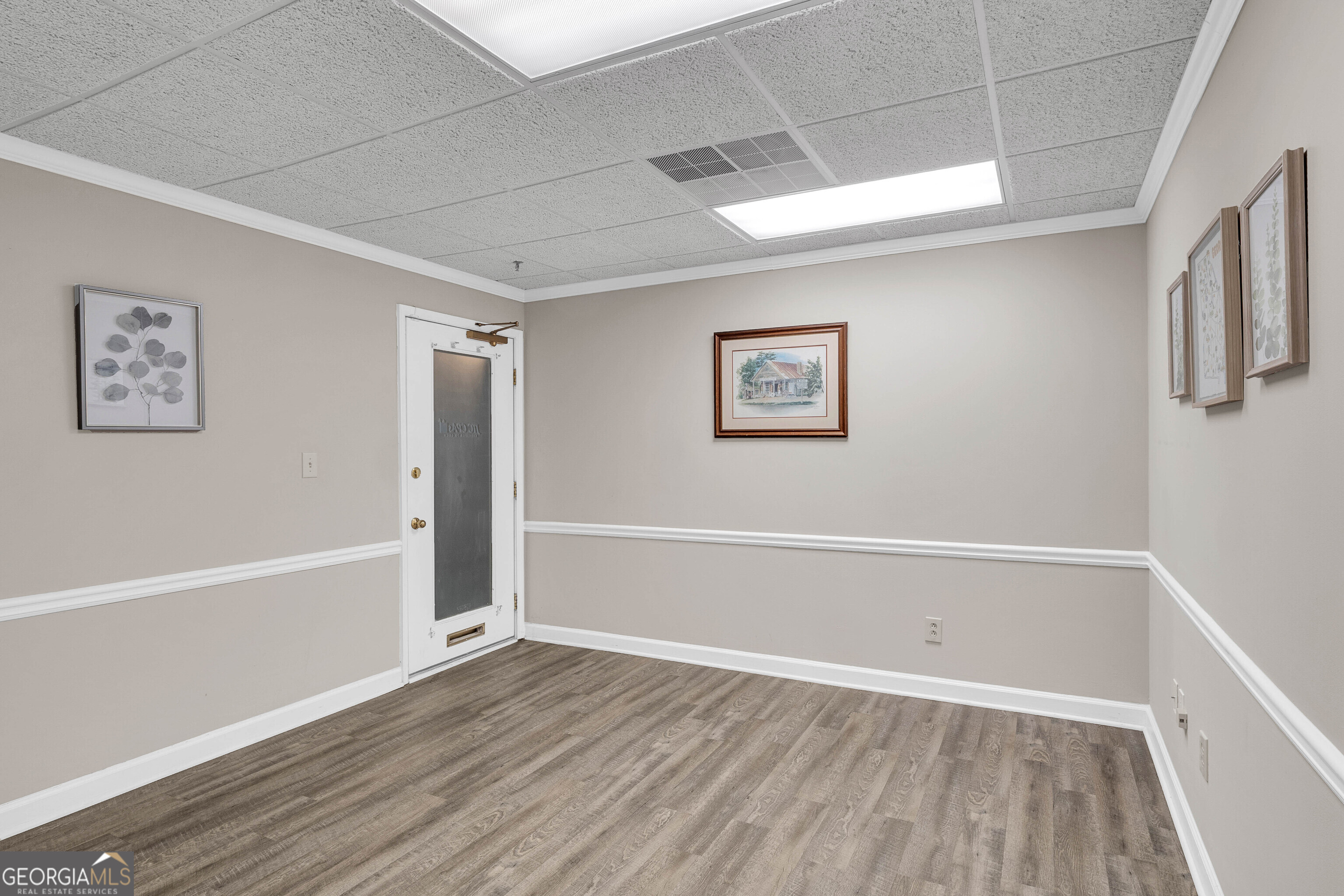 425 E Crossville Road Roswell GA 30075