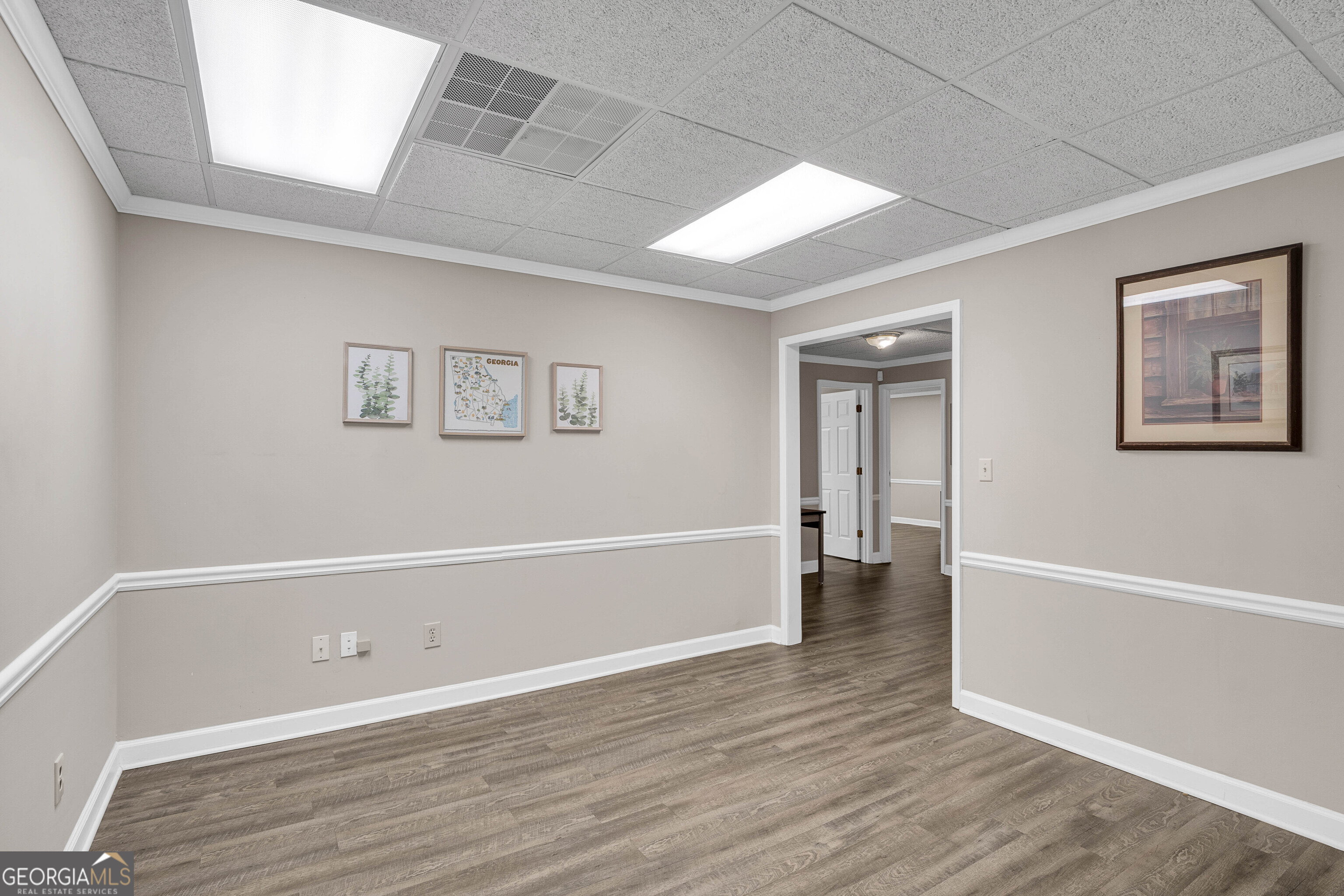 425 E Crossville Road Roswell GA 30075