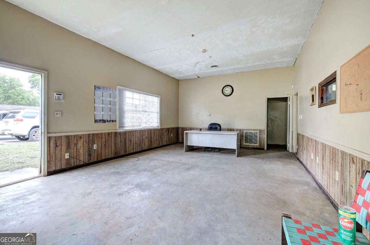 313 E Gibson Street Cedartown GA 30125