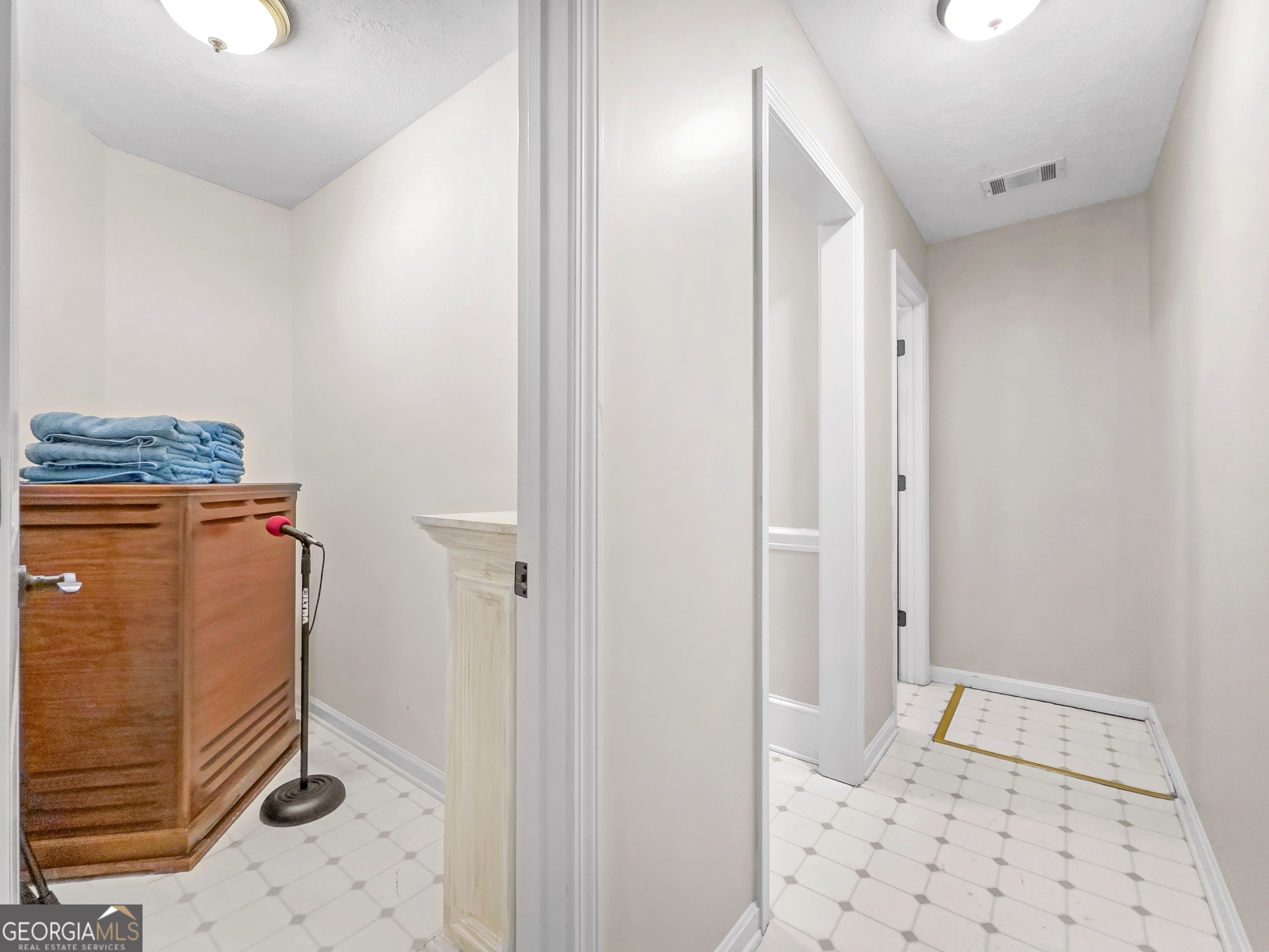 99 Ellis Trail Covington GA 30016