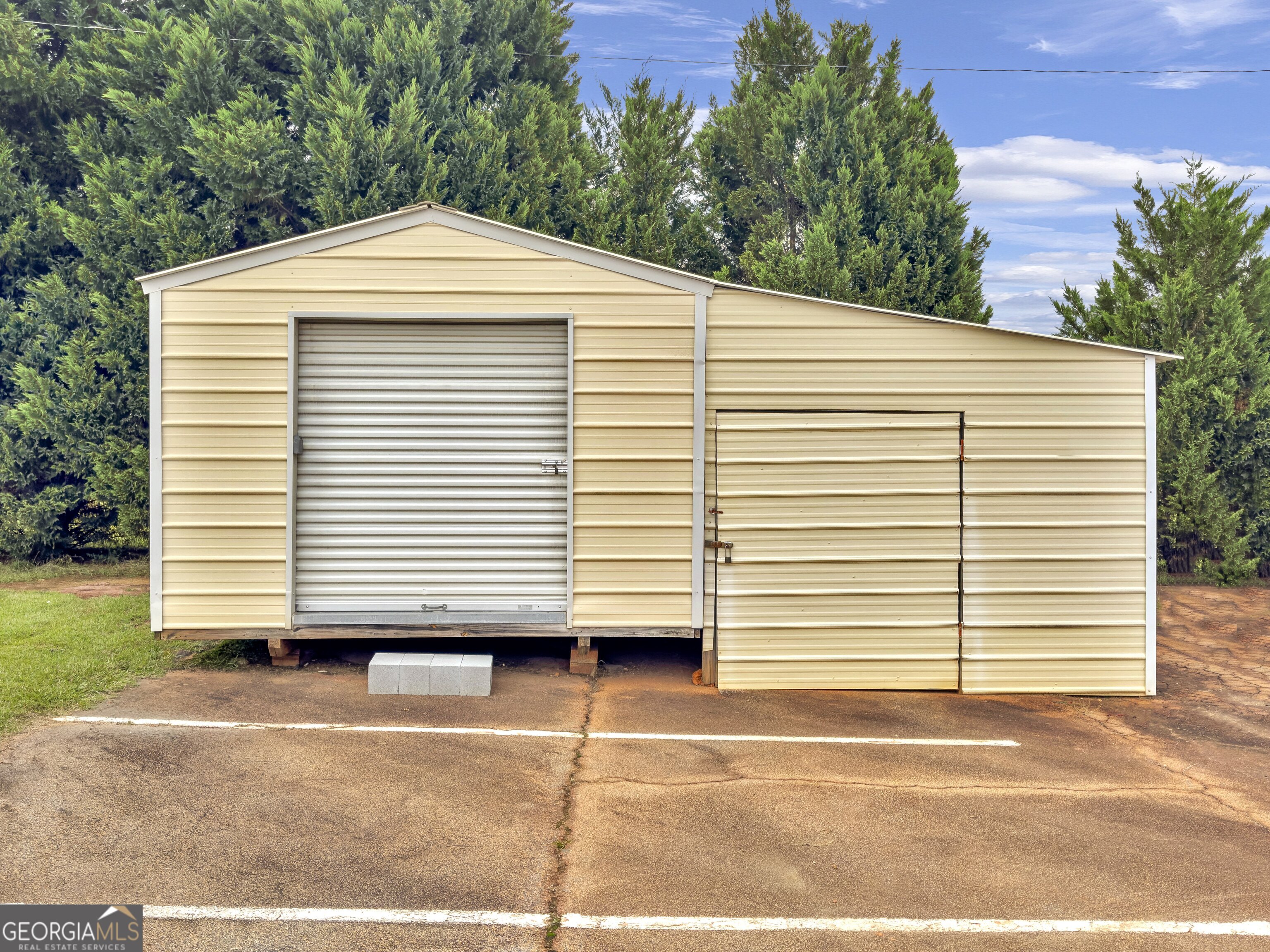 99 Ellis Trail Covington GA 30016
