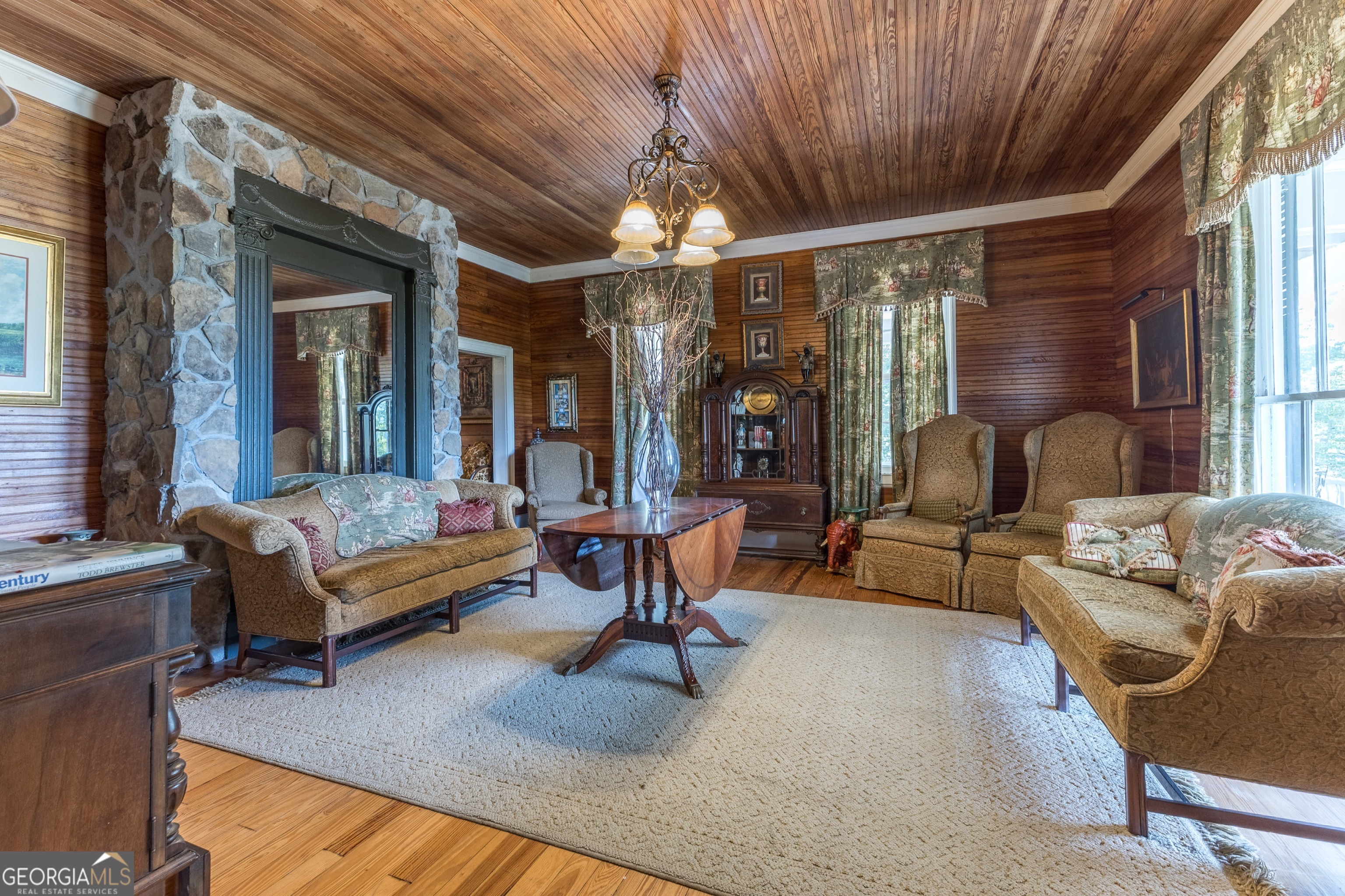 205 Carolina Street Dillard GA 30537