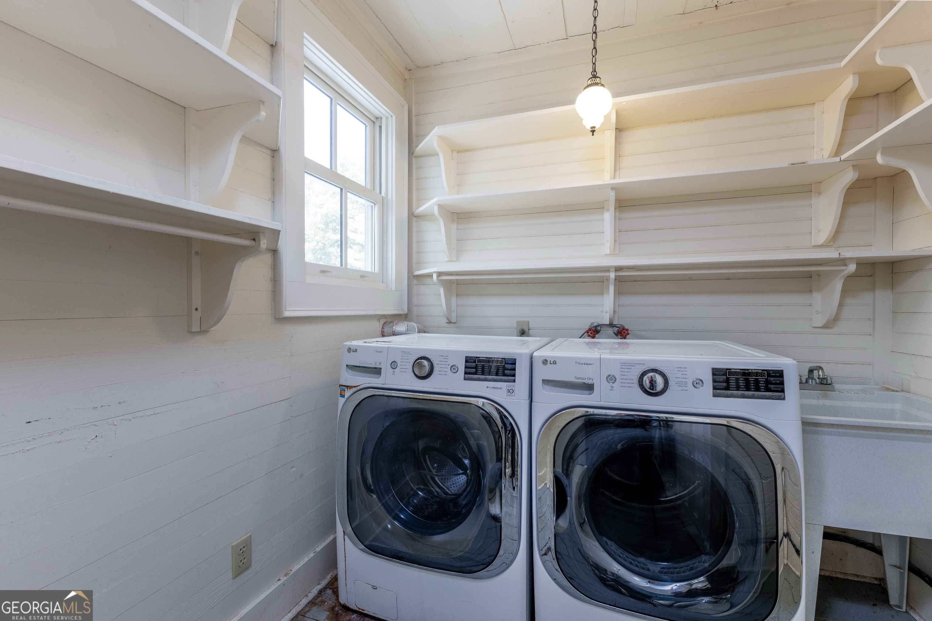 205 Carolina Street Dillard GA 30537