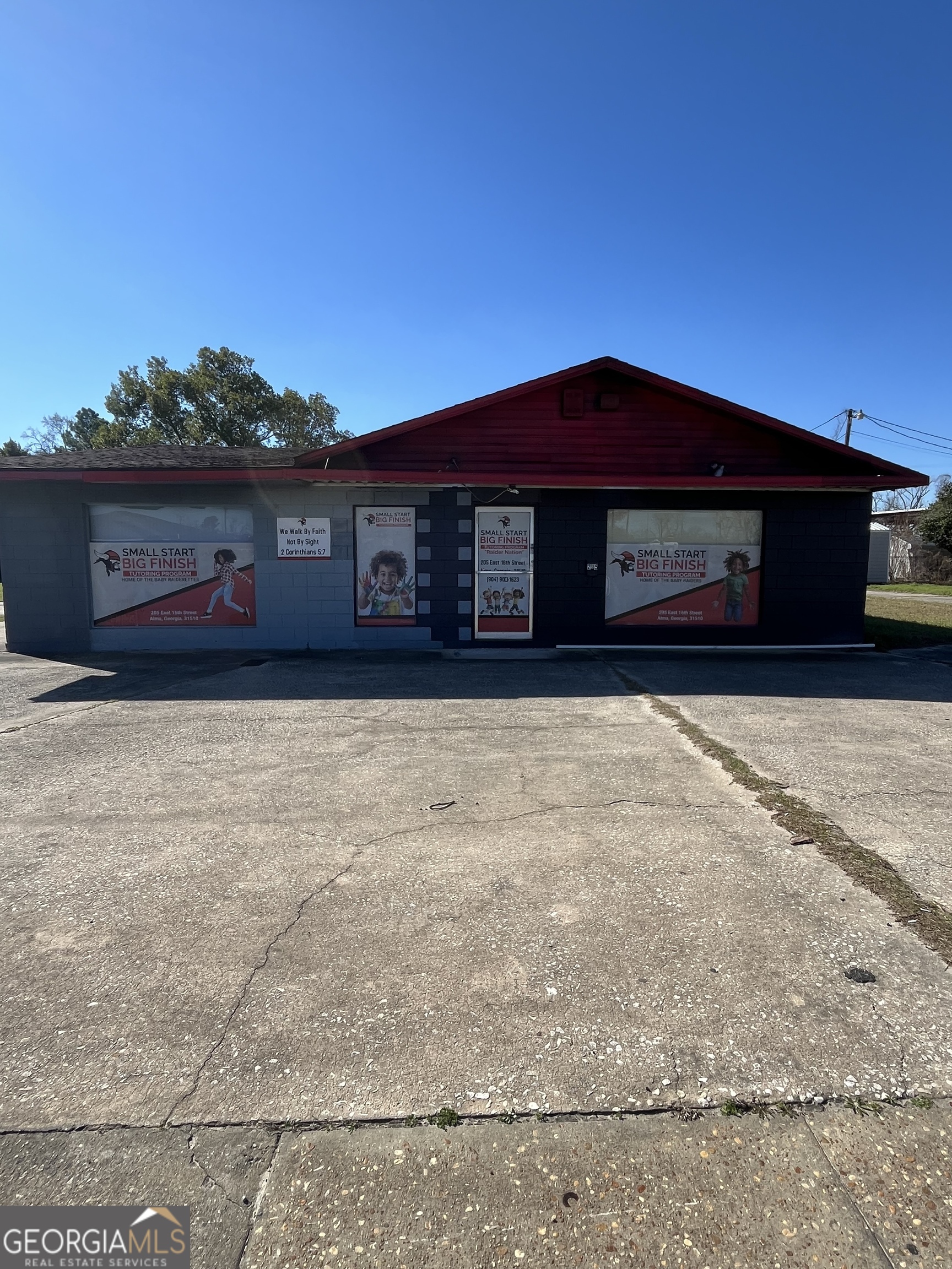 205 East 16th Street Alma GA 31510