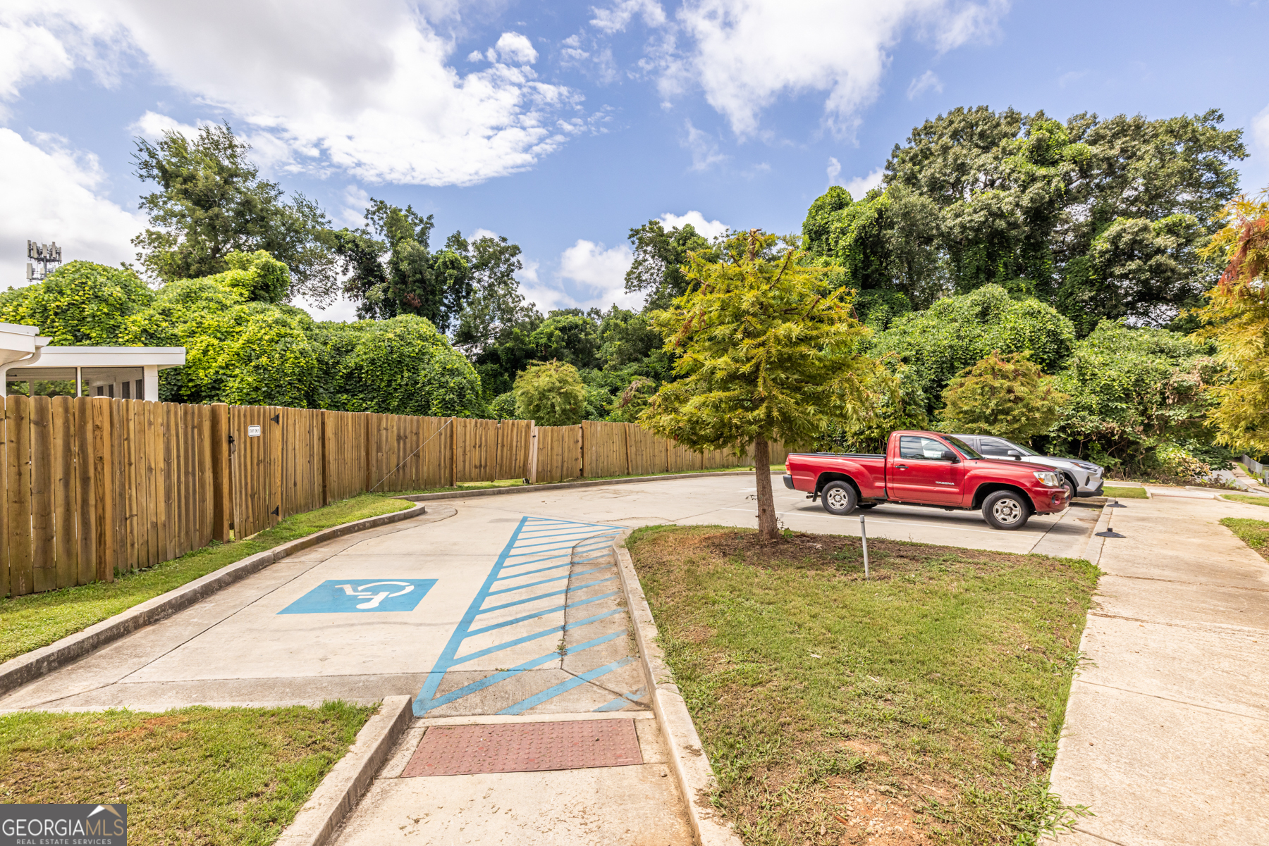 1651 Pryor Road SW Atlanta GA 30315