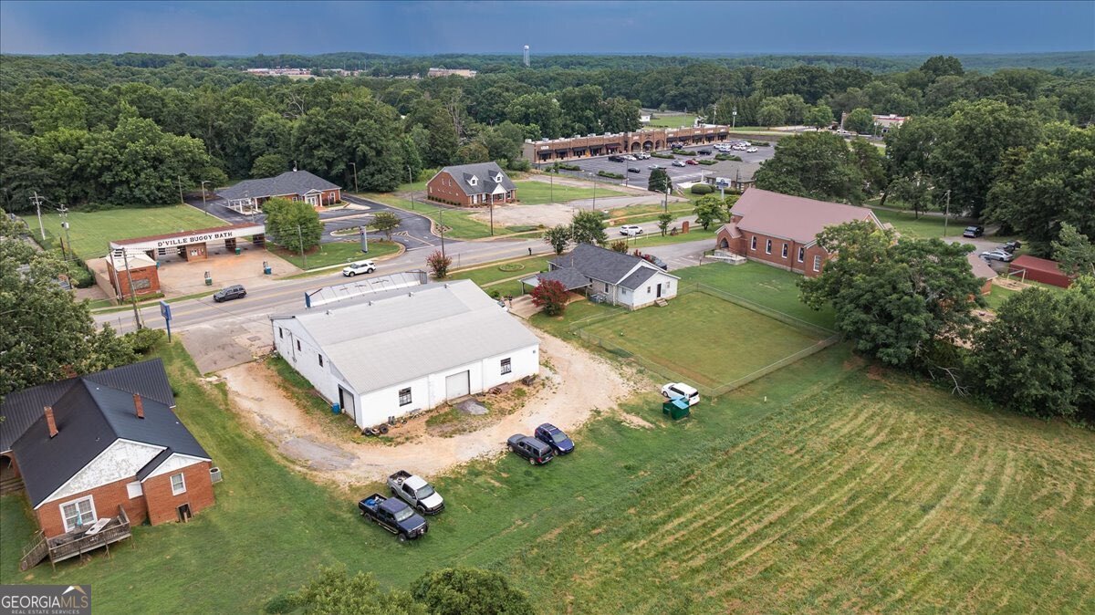 317 & 295 General Daniels Avenue N Danielsville GA 30633