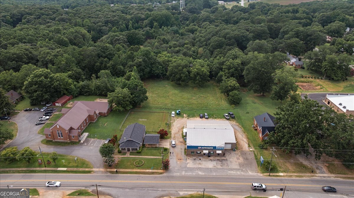 317 & 295 General Daniels Avenue N Danielsville GA 30633