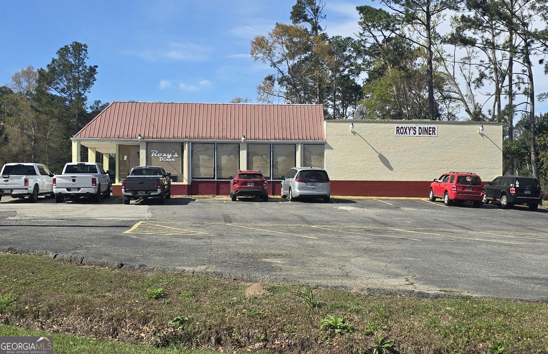 448 S State Street Lyons GA 30436