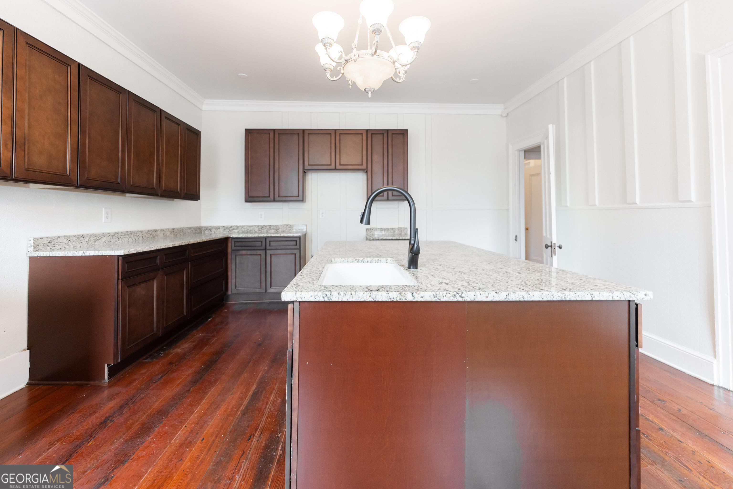 270 S Main Street Madison GA 30650