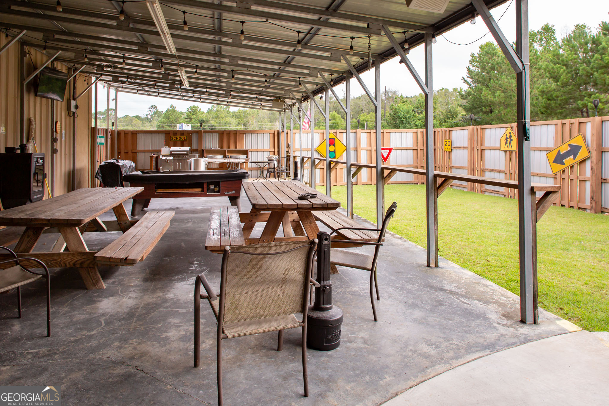 3005 W Highway 84 Blackshear GA 31516