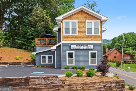 25 Valley Street Clayton GA 30525