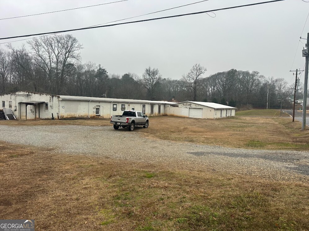 530 Sims Street Maysville GA 30558