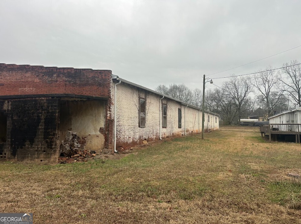 530 Sims Street Maysville GA 30558