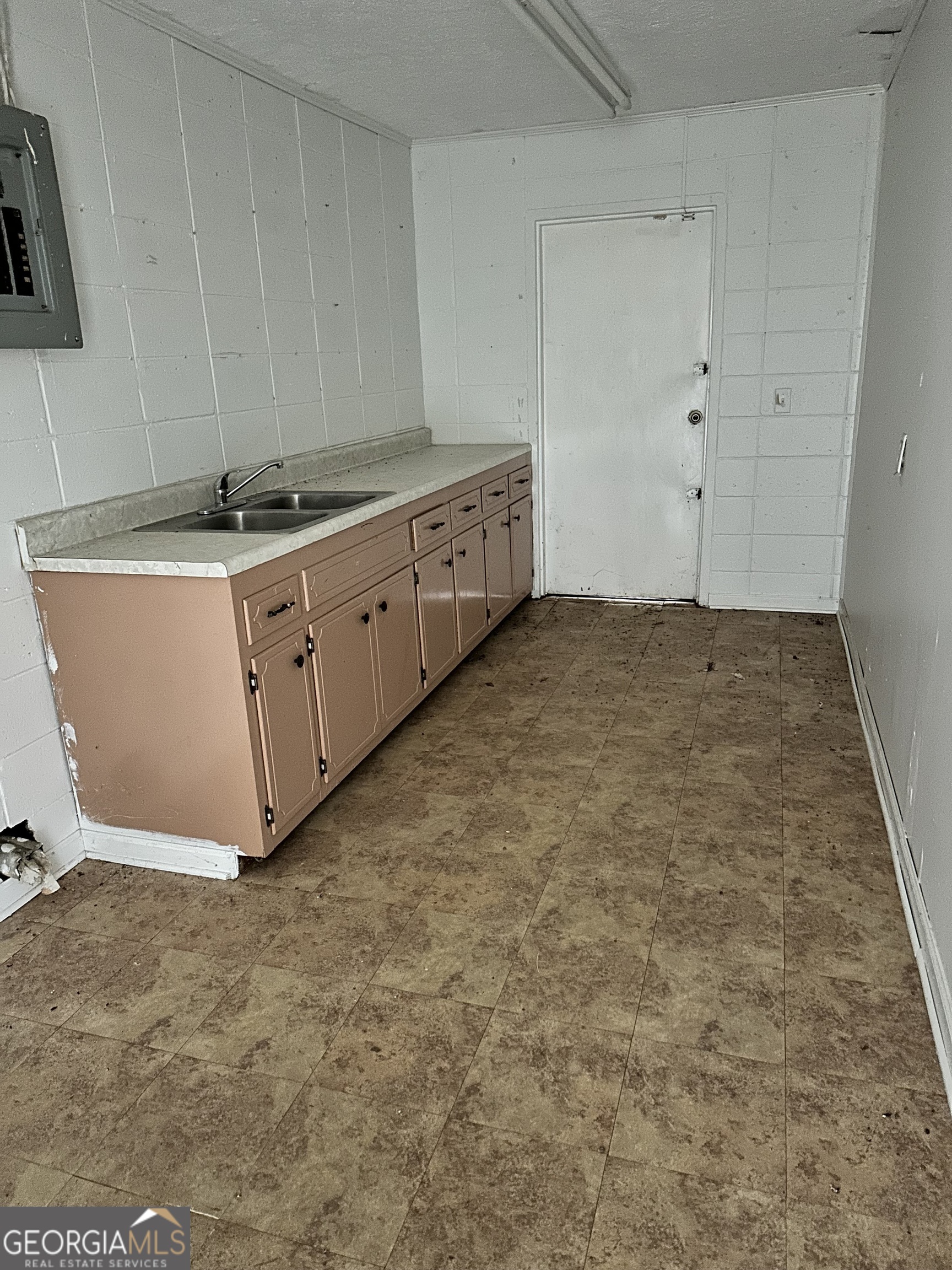 13686 Us Highway 80 Jeffersonville GA 31044