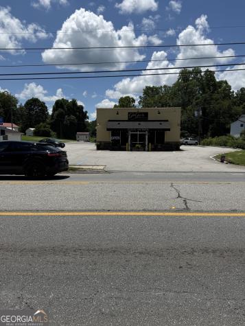 286 S Main Street Cleveland GA 30528