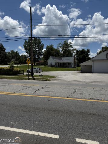 286 S Main Street Cleveland GA 30528