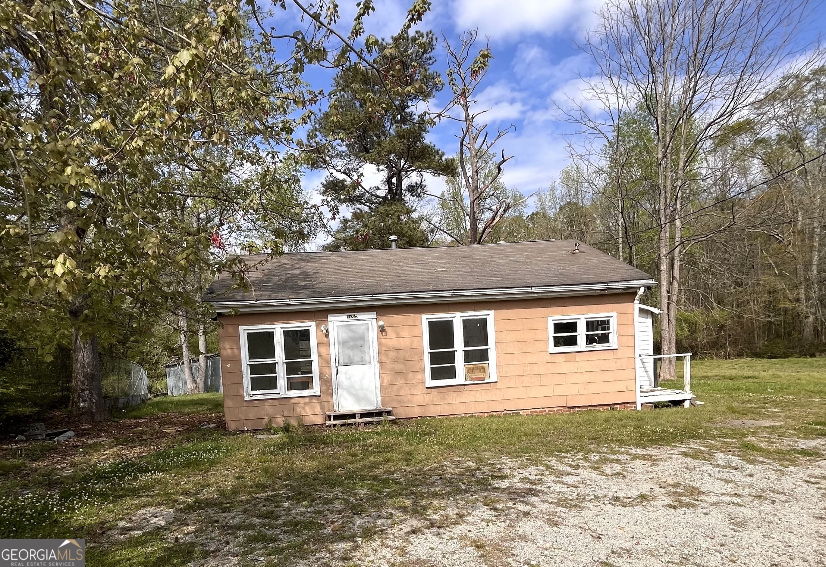 1265 Highway 16 W Newnan GA 30263