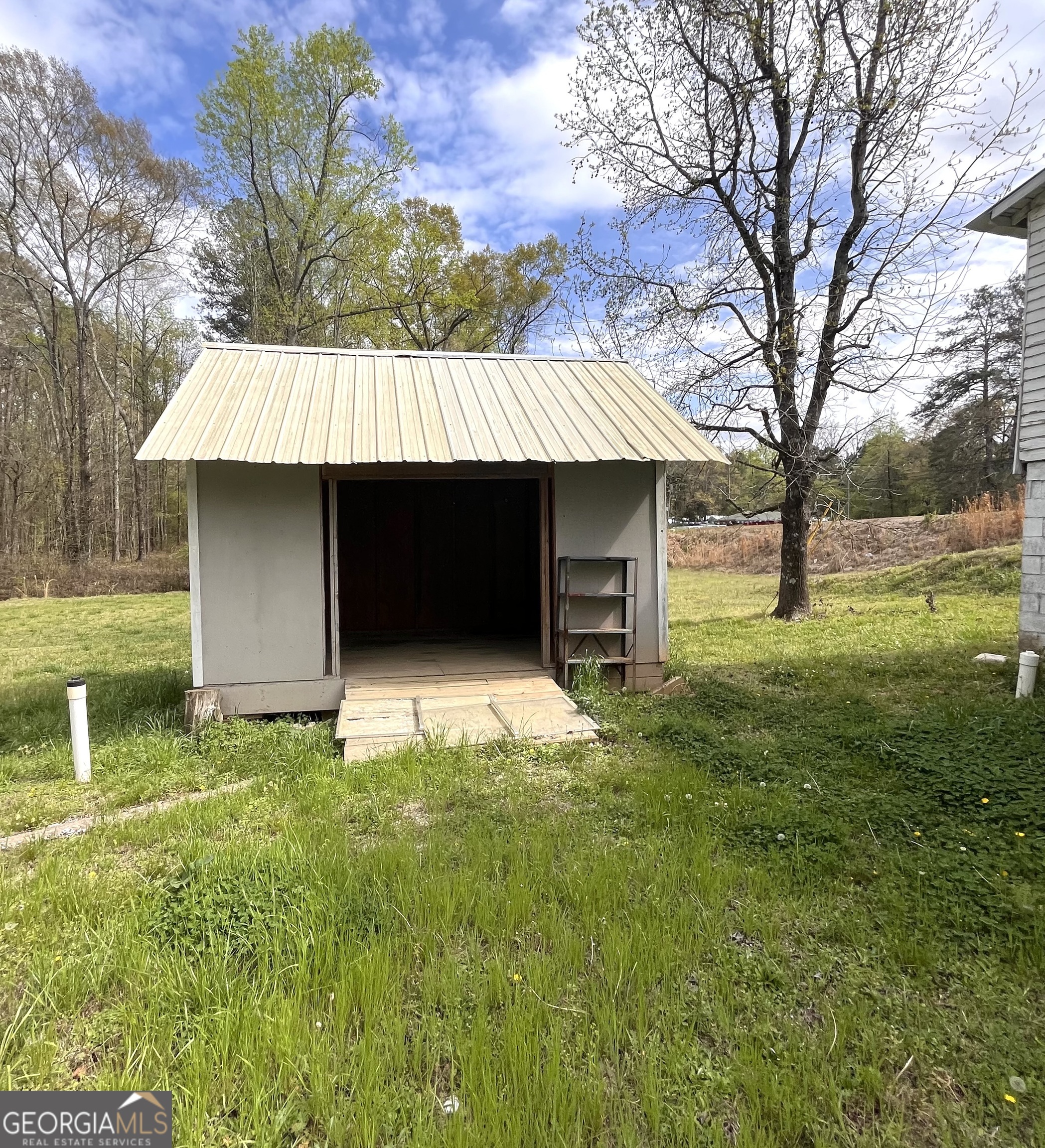 1265 Highway 16 W Newnan GA 30263