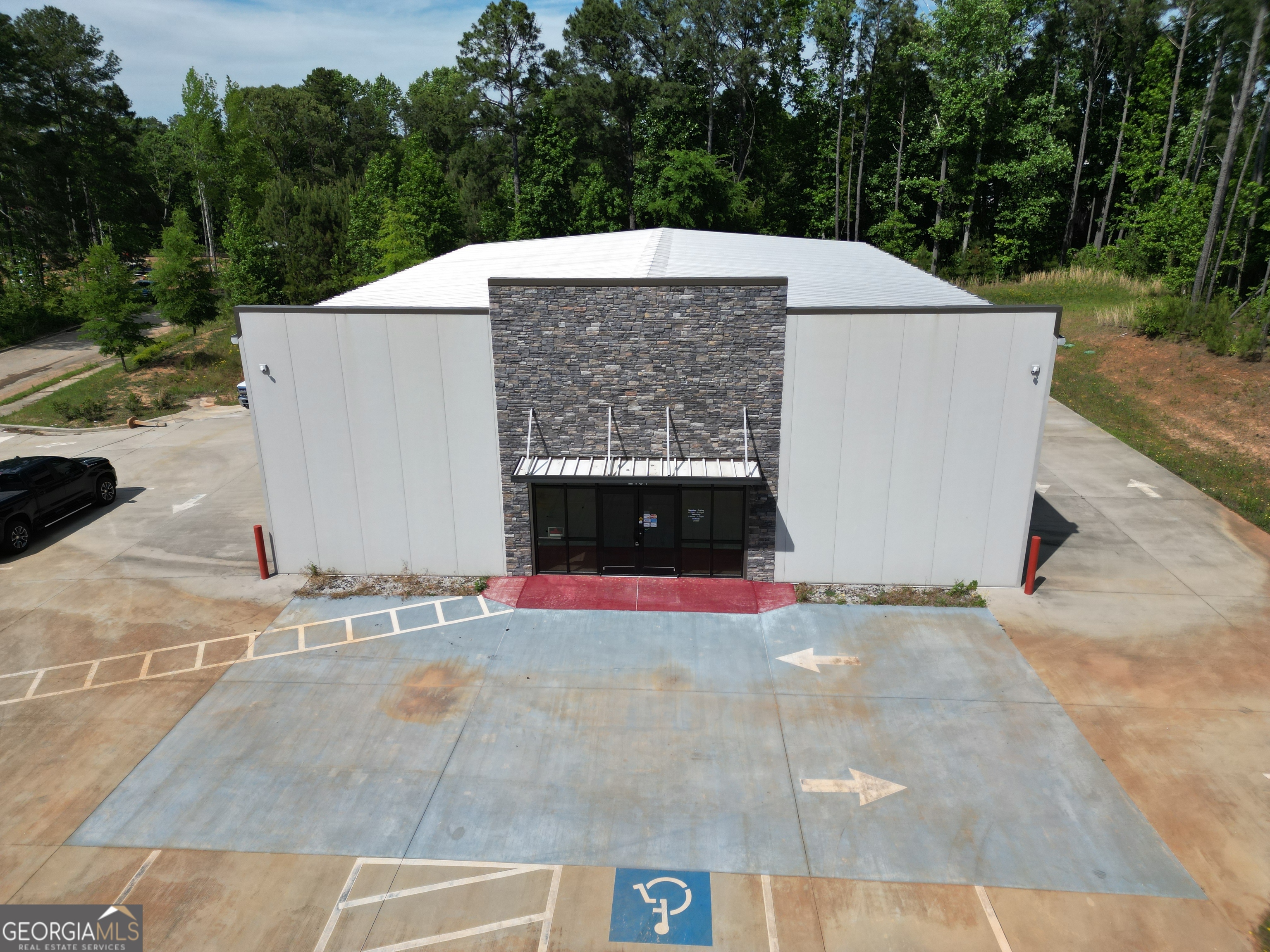 2101 SE Dogwood Ind Circle Conyers GA 30013