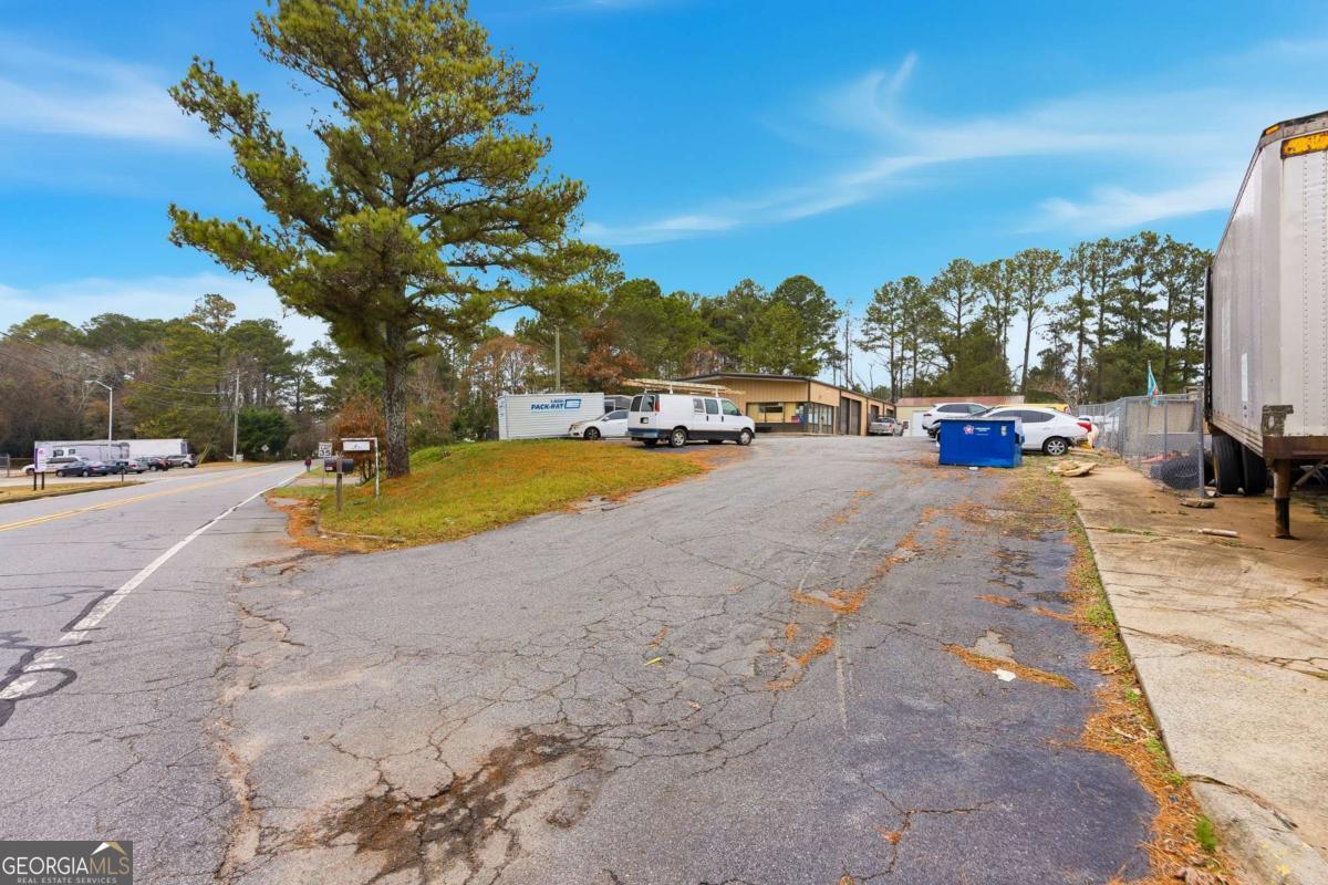 961 Shallowford Road NE Kennesaw GA 30144
