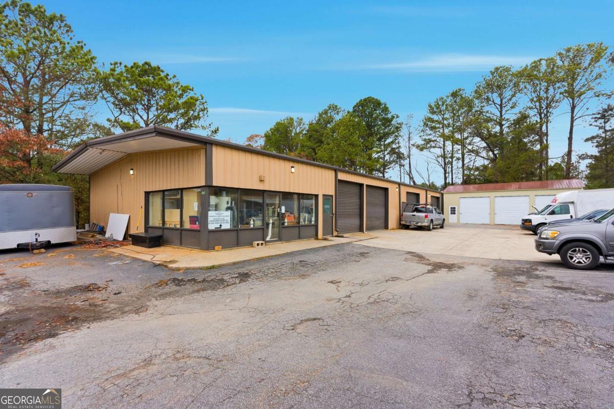 961 Shallowford Road NE Kennesaw GA 30144