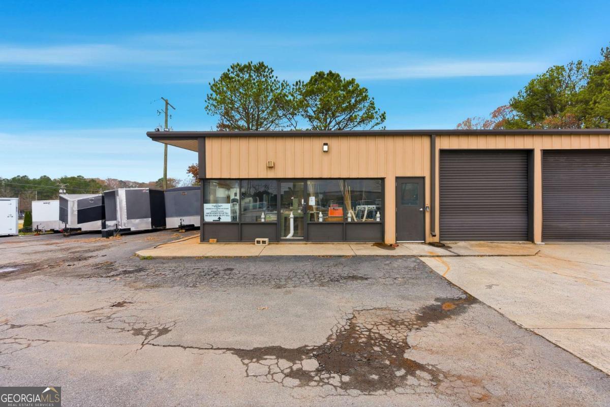 961 Shallowford Road NE Kennesaw GA 30144