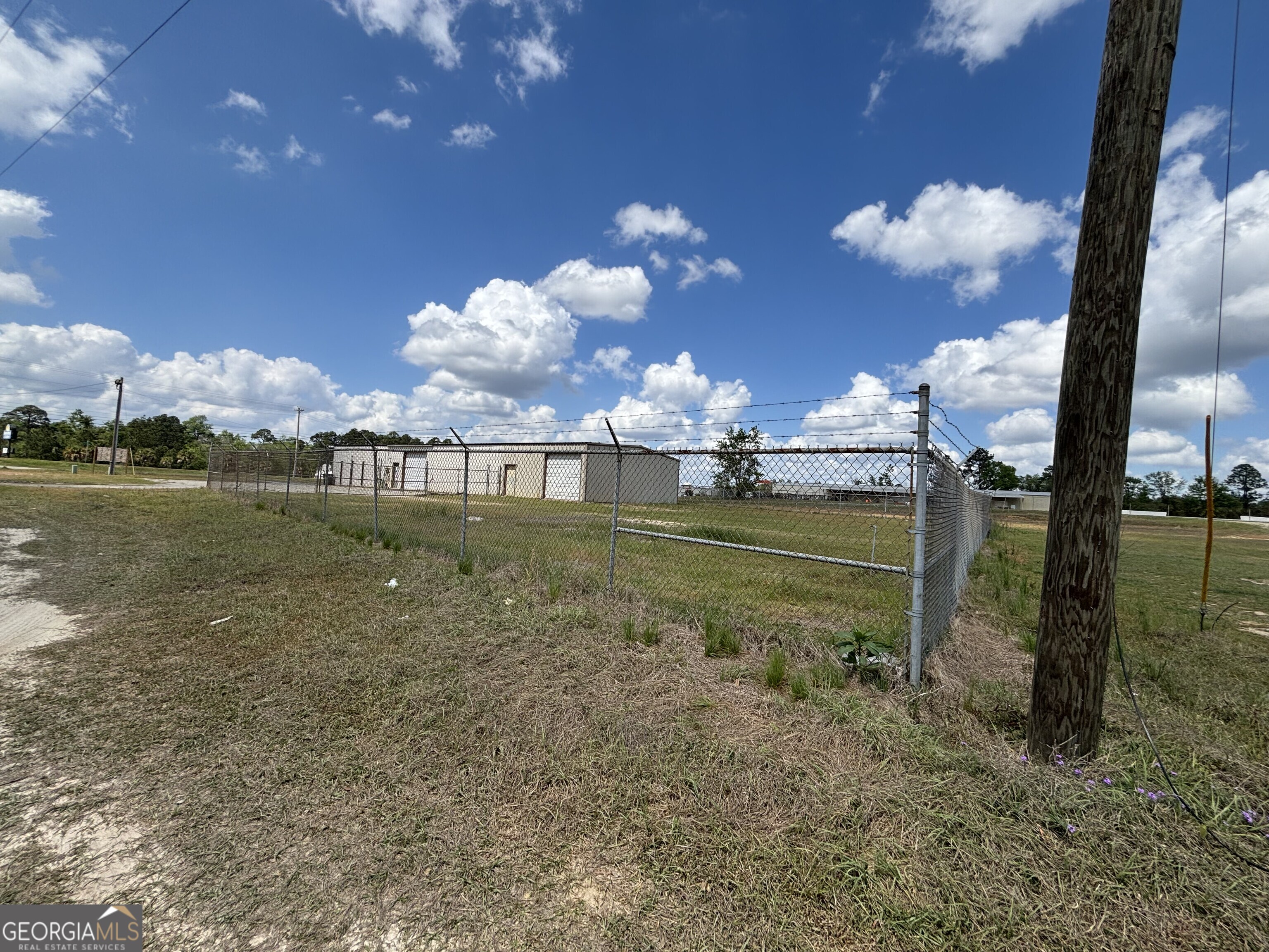 649 Glenwood Road Swainsboro GA 30401