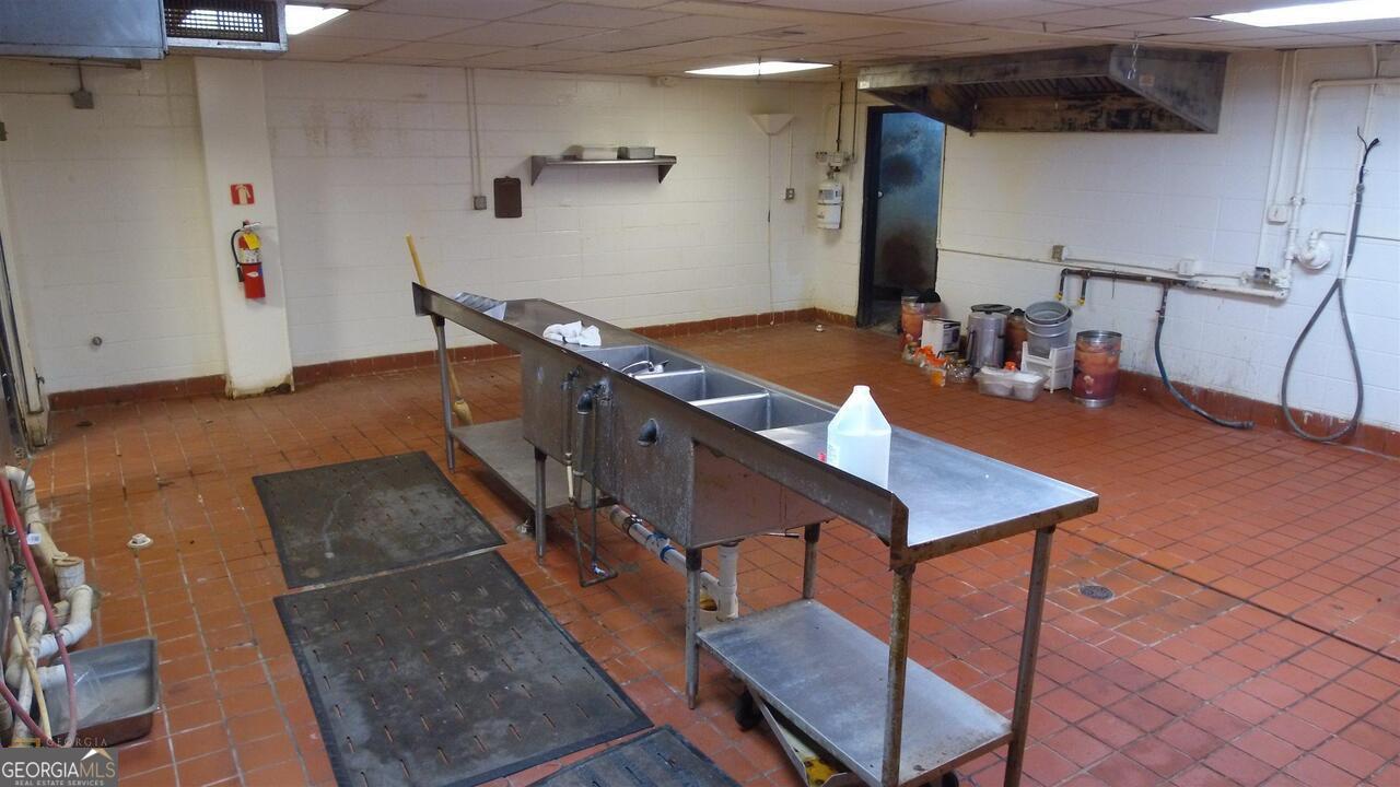1707 N Expressway Griffin GA 30223