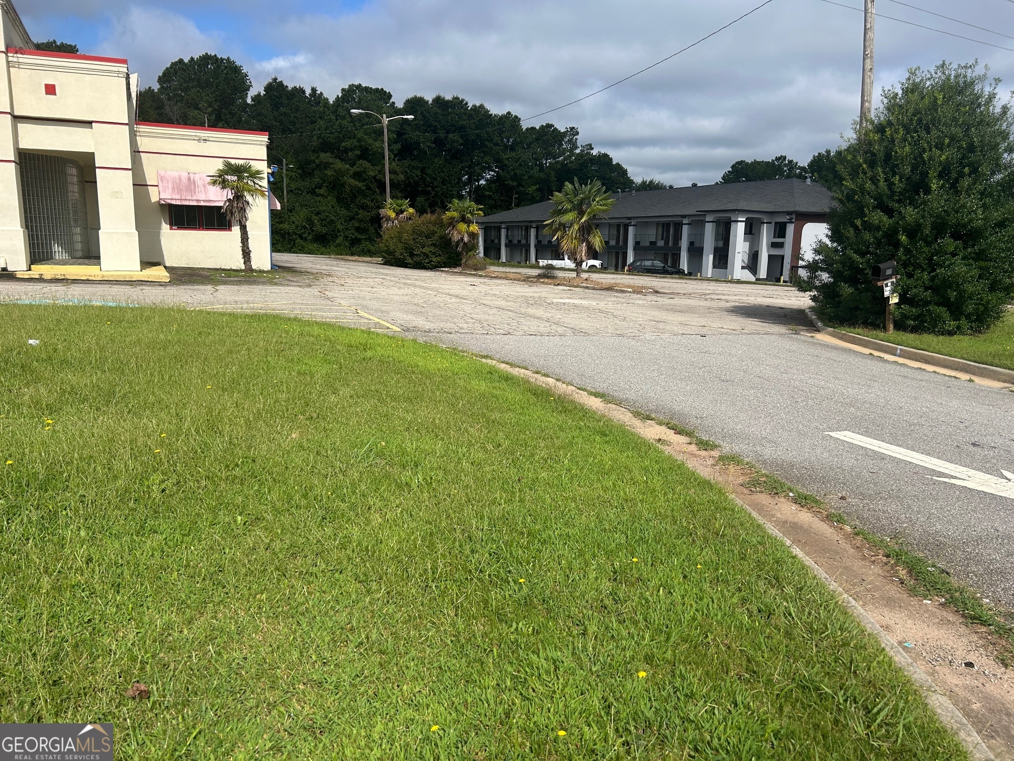 1707 N Expressway Griffin GA 30223