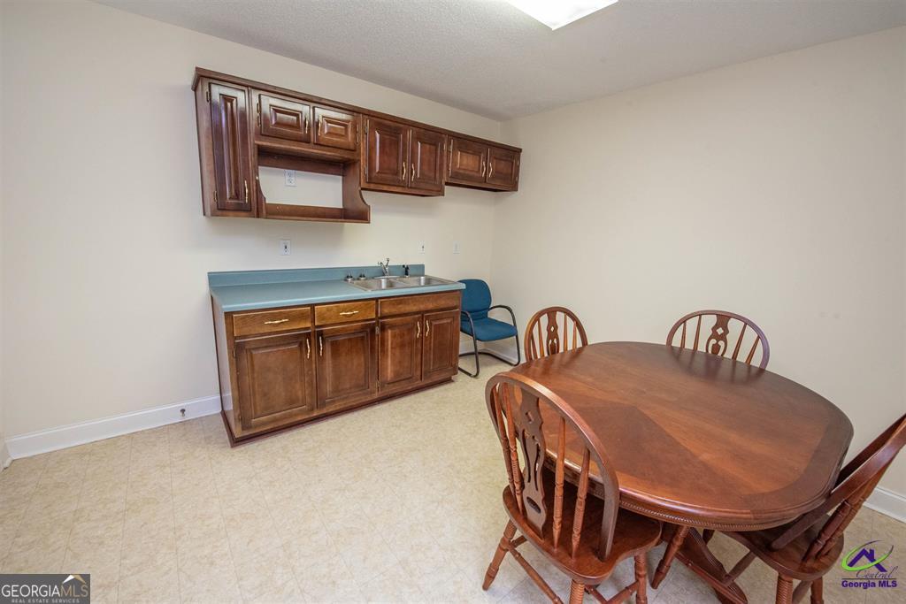 327 Margie Drive Warner Robins GA 31088