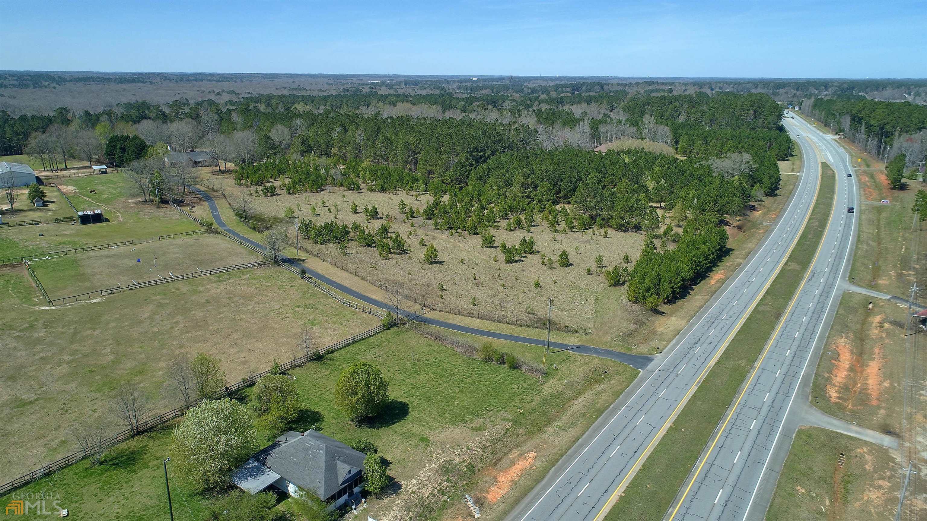 1493 Highway 74 Senoia GA 30276
