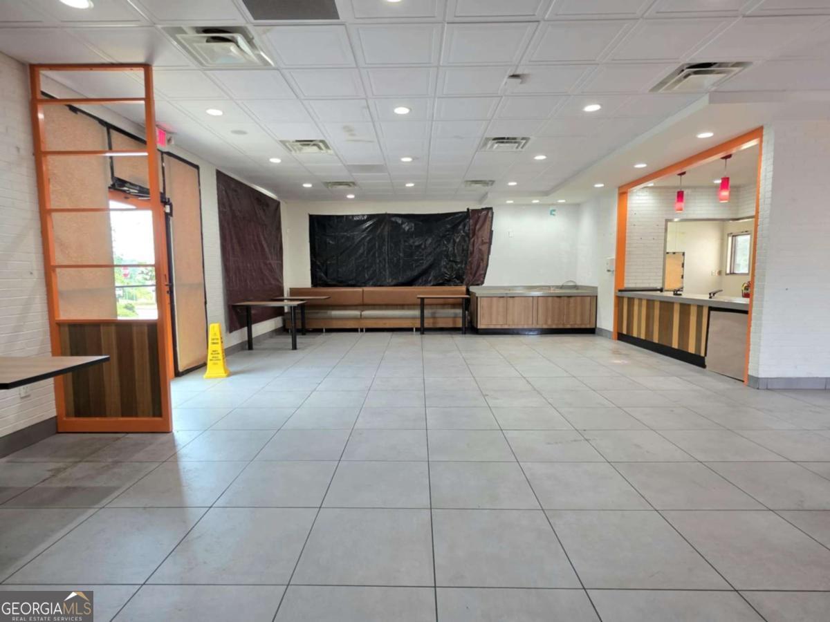 1013 N 19 Highway Thomaston GA 30286