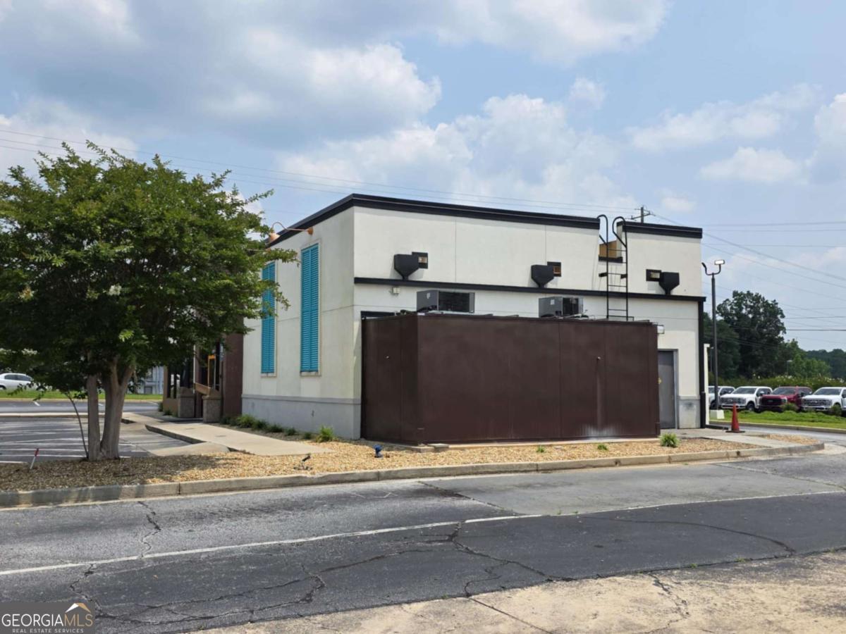 1013 N 19 Highway Thomaston GA 30286
